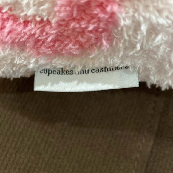 Cupcakes & Cashmere HEART Pillow - Picture 3 of 5